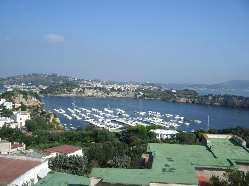 B&B Dea Fortuna Bacoli Εξωτερικό φωτογραφία